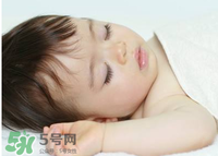 寶寶睡覺打鼾怎么回事？寶寶睡覺打鼾正常嗎？