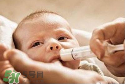 感冒藥可以放在奶粉一起喝嗎？感冒藥能和奶粉一起喝嗎