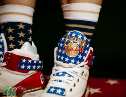 ewing 33 hi 4th of july獨(dú)立日配色運(yùn)動(dòng)鞋多少錢？