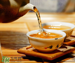 喝茶能吃杏嗎？喝茶可以吃杏嗎？
