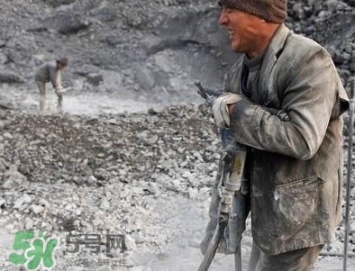 塵肺病掛什么科室？塵肺病要做哪些檢查