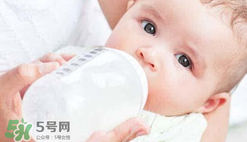 嬰幼兒奶粉為什么會有腥味 奶粉有腥味是正常的嗎？
