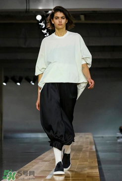 Y-32018春夏系列服裝怎么樣_好看嗎_款式有哪些？