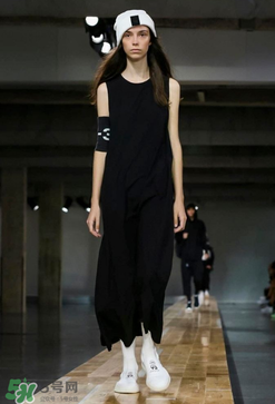 Y-32018春夏系列服裝怎么樣_好看嗎_款式有哪些？