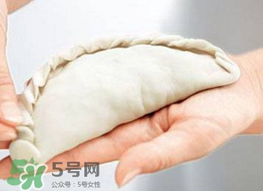韭菜盒子用什么面粉？韭菜盒子能用高筋面粉？