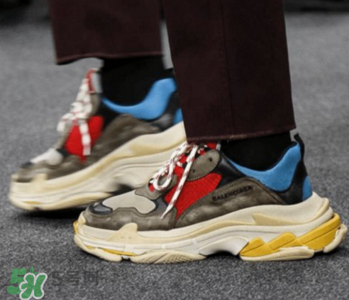 balenciaga triple s怎么預(yù)定？巴黎世家秋冬新款運動鞋在哪預(yù)定？