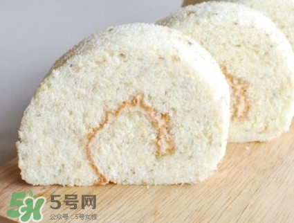 怎么判斷戚風(fēng)蛋糕烤熟了？戚風(fēng)蛋糕沒烤熟怎么辦