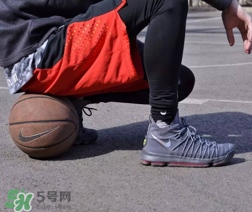 nike kd9 elite上腳怎么樣？耐克kd9 elite實(shí)戰(zhàn)測(cè)評(píng)