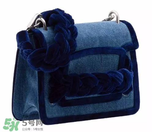 miumiu2017新款包包有哪幾個(gè)系列？miumiu新款包包介紹