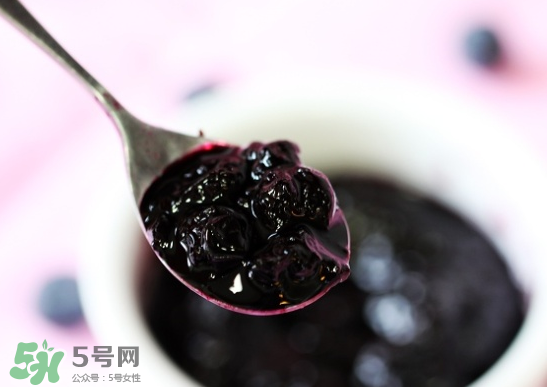 藍(lán)莓和楊梅能一起吃嗎？藍(lán)莓和楊梅可以一起泡酒嗎？