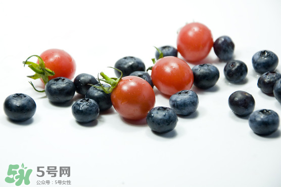 藍(lán)莓和番茄能一起吃嗎？藍(lán)莓和西紅柿能一起吃嗎？