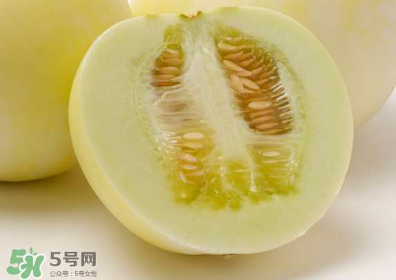 藍(lán)莓和香瓜能一起吃嗎？藍(lán)莓和香瓜能同時(shí)吃？