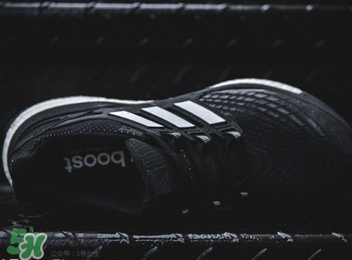 adidas energy boost4上腳怎么樣？阿迪達(dá)斯跑步鞋2017測(cè)評(píng)