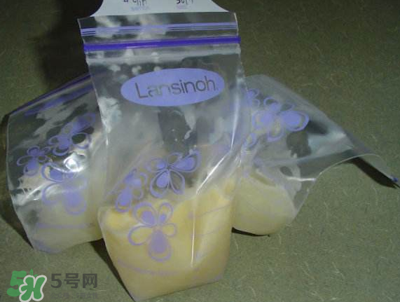 儲奶袋和儲奶杯的區(qū)別？儲奶袋和儲奶杯哪個方便？