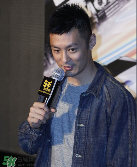 余文樂首曬女友美照 余文樂女朋友是誰？