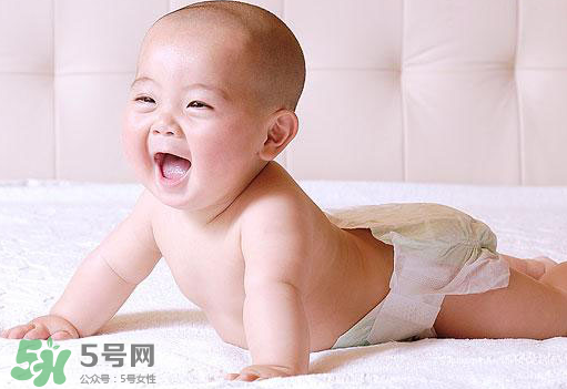 女寶寶洗澡注意些什么？女寶寶洗澡的特殊要求