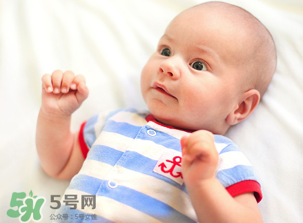 女寶寶洗澡注意些什么？女寶寶洗澡的特殊要求