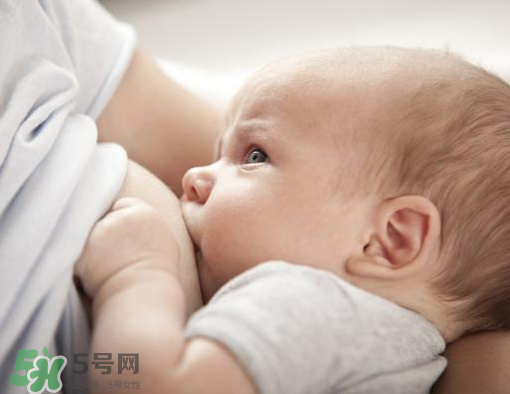 八月份可以斷奶嗎？8月份可以斷奶嗎？