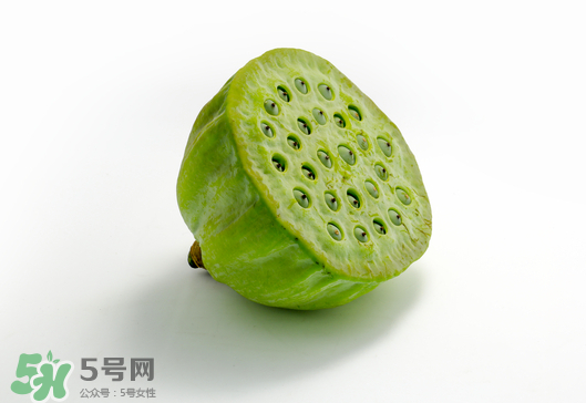 蓮蓬不能和什么同吃？蓮蓬和什么相克？