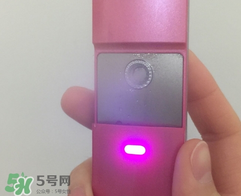 補水儀可以帶水充電嗎？補水儀怎么充電