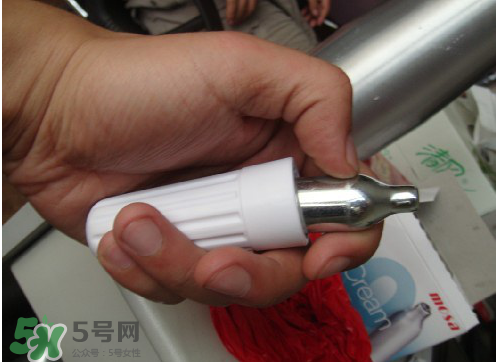 笑氣怎么玩？笑氣怎么用？