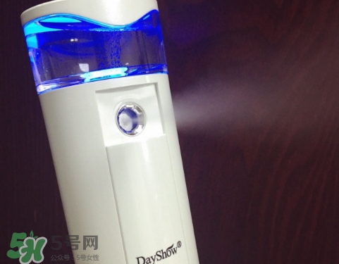 dayshow補(bǔ)水儀怎么充電？dayshow補(bǔ)水儀怎么加水