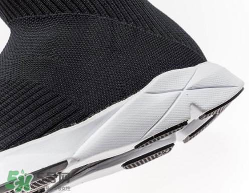 reebok sock runner ultraknit銳步超長(zhǎng)襪子鞋多少錢(qián)？