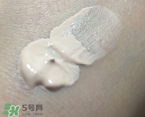 zeesea滾輪bb霜怎么樣？zeesea滾輪bb霜好用嗎