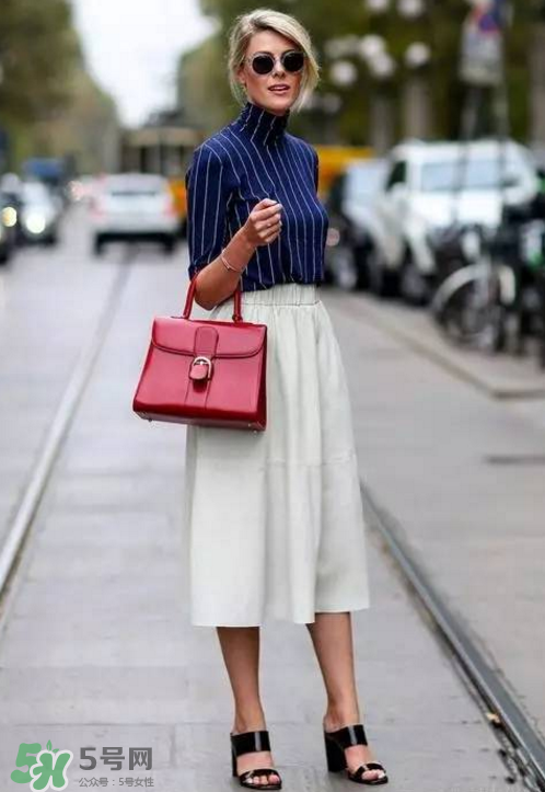 delvaux brilliant多少錢？德爾沃brilliant包包專柜價(jià)格