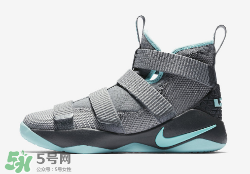 nike lebron soldier 11 igloo多少錢(qián)？耐克士兵11冰屋配色價(jià)格