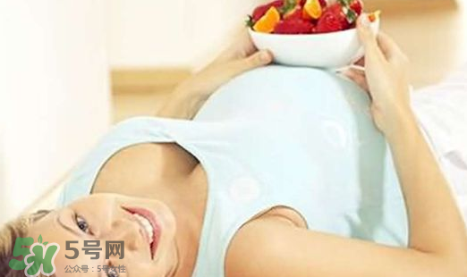 孕婦吃甜食寶寶會(huì)頭大嗎？孕期吃甜食寶寶會(huì)頭變大嗎？