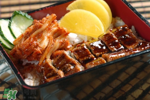 鰻魚飯怎么吃？日本鰻魚飯的做法
