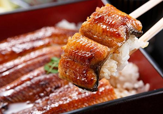 鰻魚飯日語(yǔ)怎么說(shuō)？鰻魚飯是怎么做的
