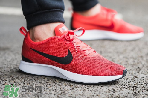 nike dualtone racer多少錢？耐克dualtone racer跑鞋價格