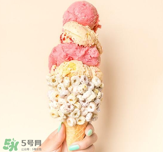 emack bolio's堆疊冰淇淋多少錢？堆疊冰淇淋好吃嗎？