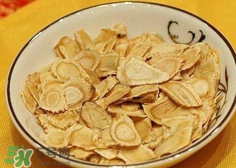 西洋參補(bǔ)腎嗎？西洋參適合什么季節(jié)吃