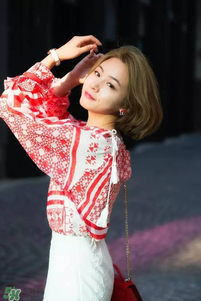 女生夏天穿什么衣服顯腿長(zhǎng) 遮肉又顯腿長(zhǎng)的搭配