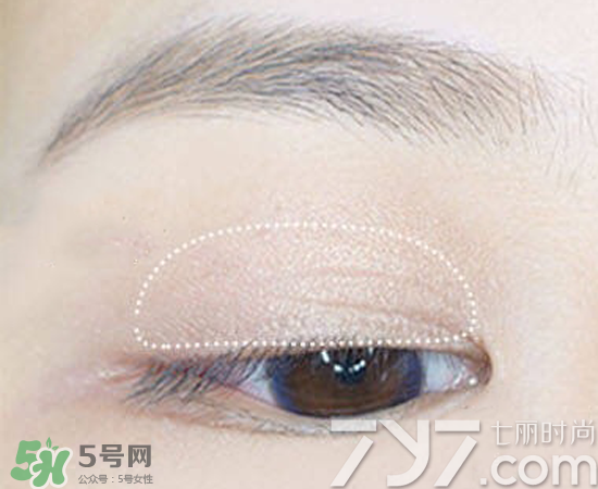 nars吉隆坡眼影怎么畫？nars吉隆坡雙色眼影畫法圖解