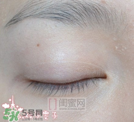 nars吉隆坡眼影怎么畫？nars吉隆坡雙色眼影畫法圖解