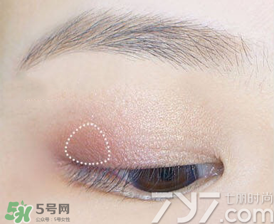 nars吉隆坡眼影怎么畫？nars吉隆坡雙色眼影畫法圖解