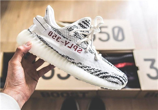 adidas yeezy 350 v2 boost zebra白斑馬市場價多少錢？