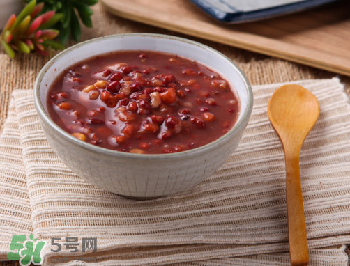 入伏吃什么去濕？入伏吃什么能排出體內(nèi)濕氣？