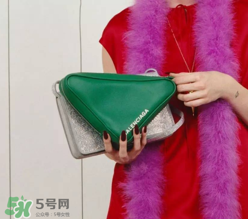balenciaga三角形包包多少錢？巴黎世家三角包包專柜價格