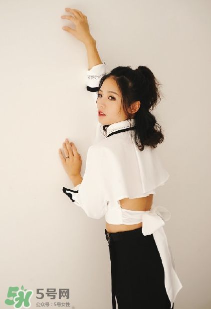 快女黃英懷二胎 快女黃英老公是誰？