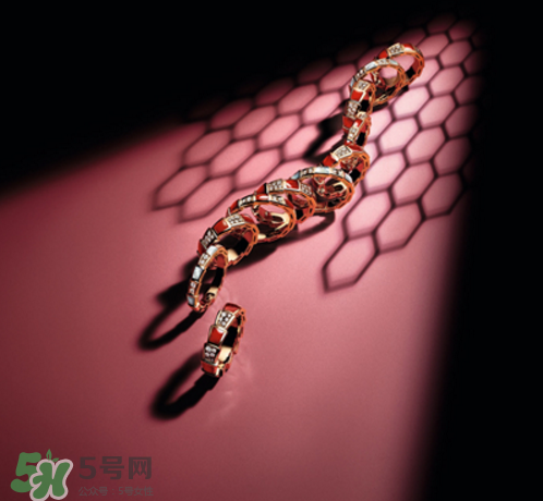 寶格麗靈蛇之戒多少錢？寶格麗蛇形戒指專柜價格