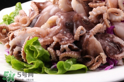 八爪魚頭里面的能吃嗎？八爪魚的墨汁可以吃嗎