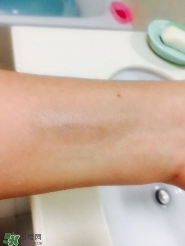 飄柔微米凈透系列綠色和紅色區(qū)別？飄柔微米凈透系列怎么用