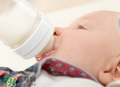 嬰兒吐奶和氙氣有關(guān)系嗎？氙氣會(huì)影響嬰兒吐奶嗎？