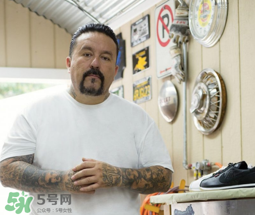 mister cartoon與nike cortez45周年聯(lián)名鞋子多少錢？