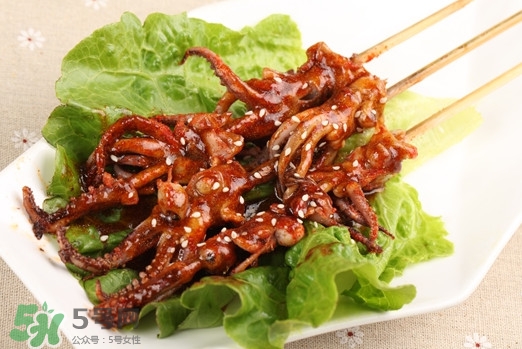 鐵板魷魚怎么做好吃？鐵板魷魚使用了什么香料